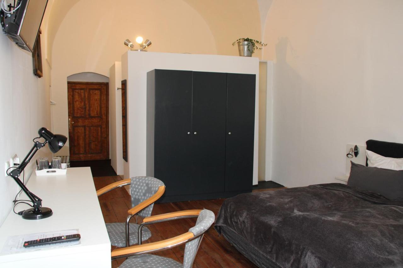 Hotel Im Stift Neuberg Neuberg an der Muerz Ngoại thất bức ảnh